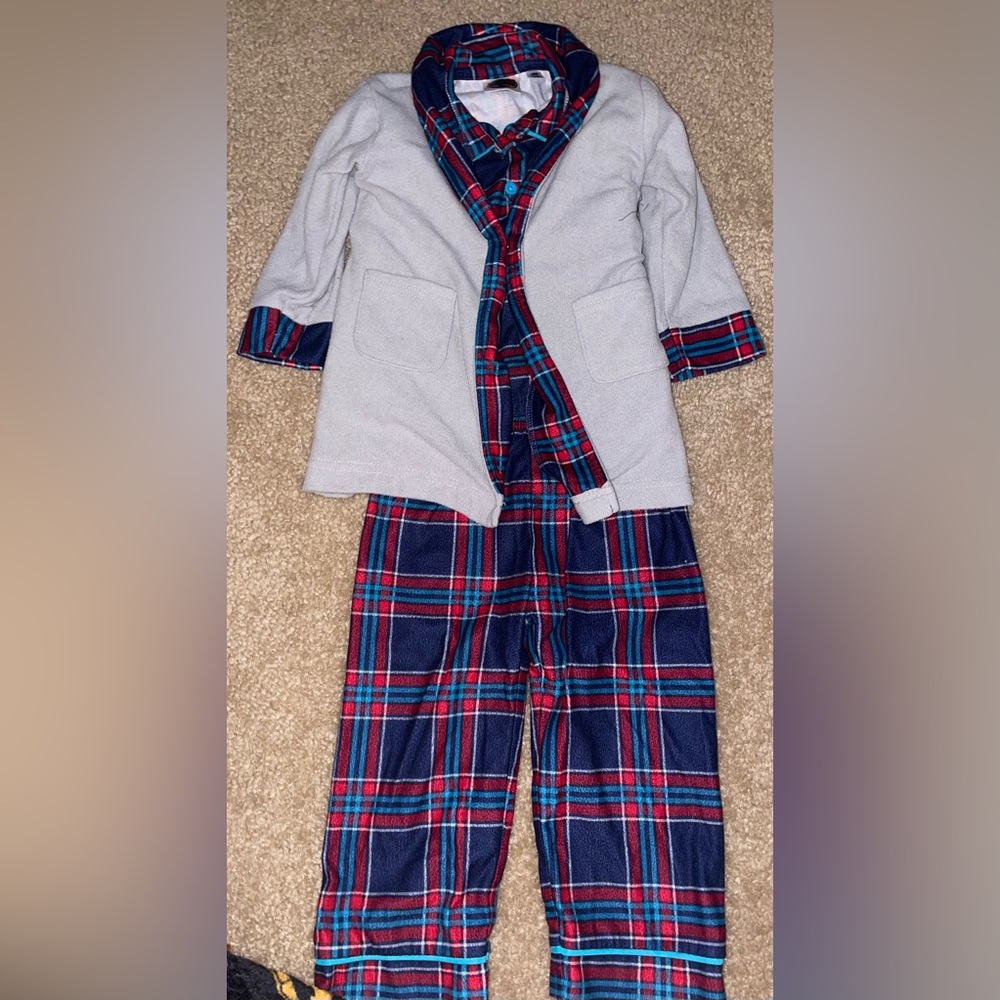 18m 3-piece pajama set. Robe, shirt, pants